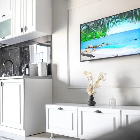Appartement Holidays Vibes Apricity Mamaia Nord Năvodari